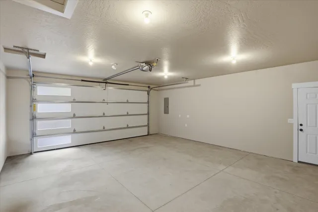 $549,000 | 39897 Sunset Bay Road, Loon Lake, WA 99148