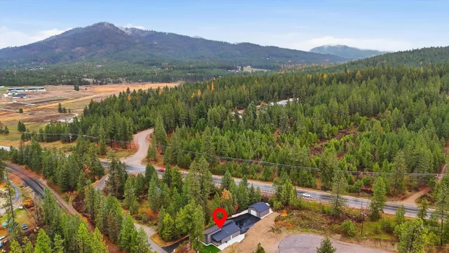 $549,000 | 39897 Sunset Bay Road, Loon Lake, WA 99148
