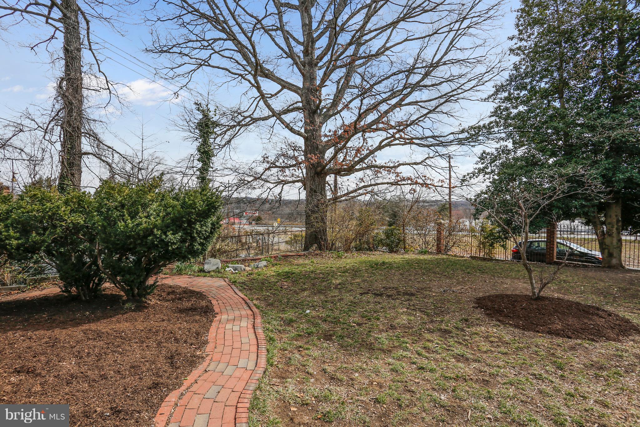 6400 Riggs Road Hyattsville, MD 20783 - Photo 5 of 29 Exterior view from front