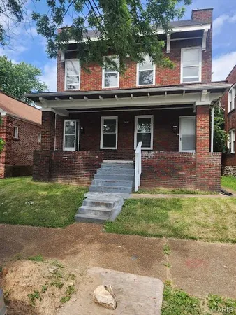 $1,250 | 3235 Minnesota Avenue, Unit 1, St. Louis, MO 63118