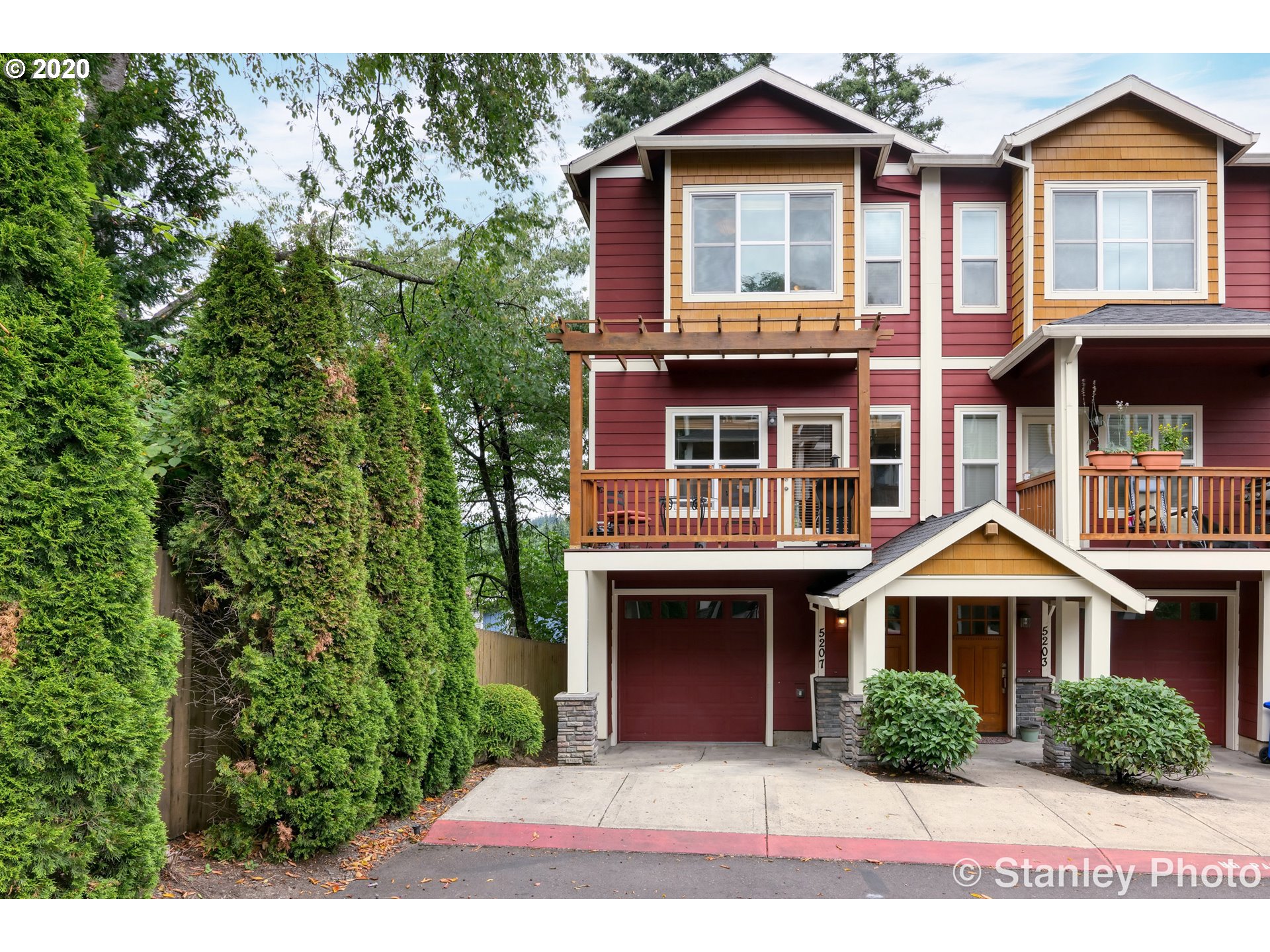 5207 Southwest Shattuck Road Portland, OR 97221 - Photo 1 of 27 Gallery Image 1