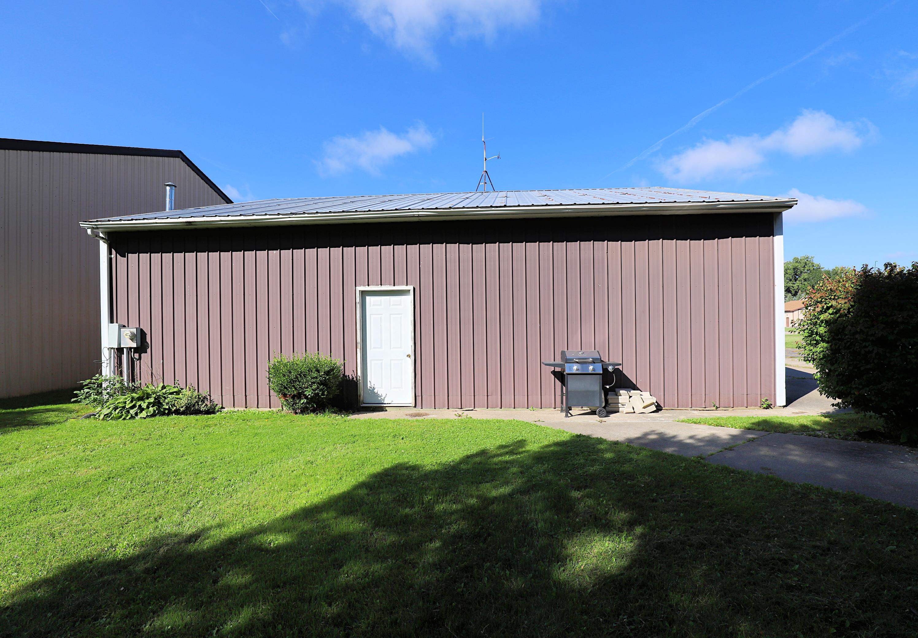 3349 Luce Road Flushing, MI 48433 - Photo 29 of 37 50122603-28.JPG