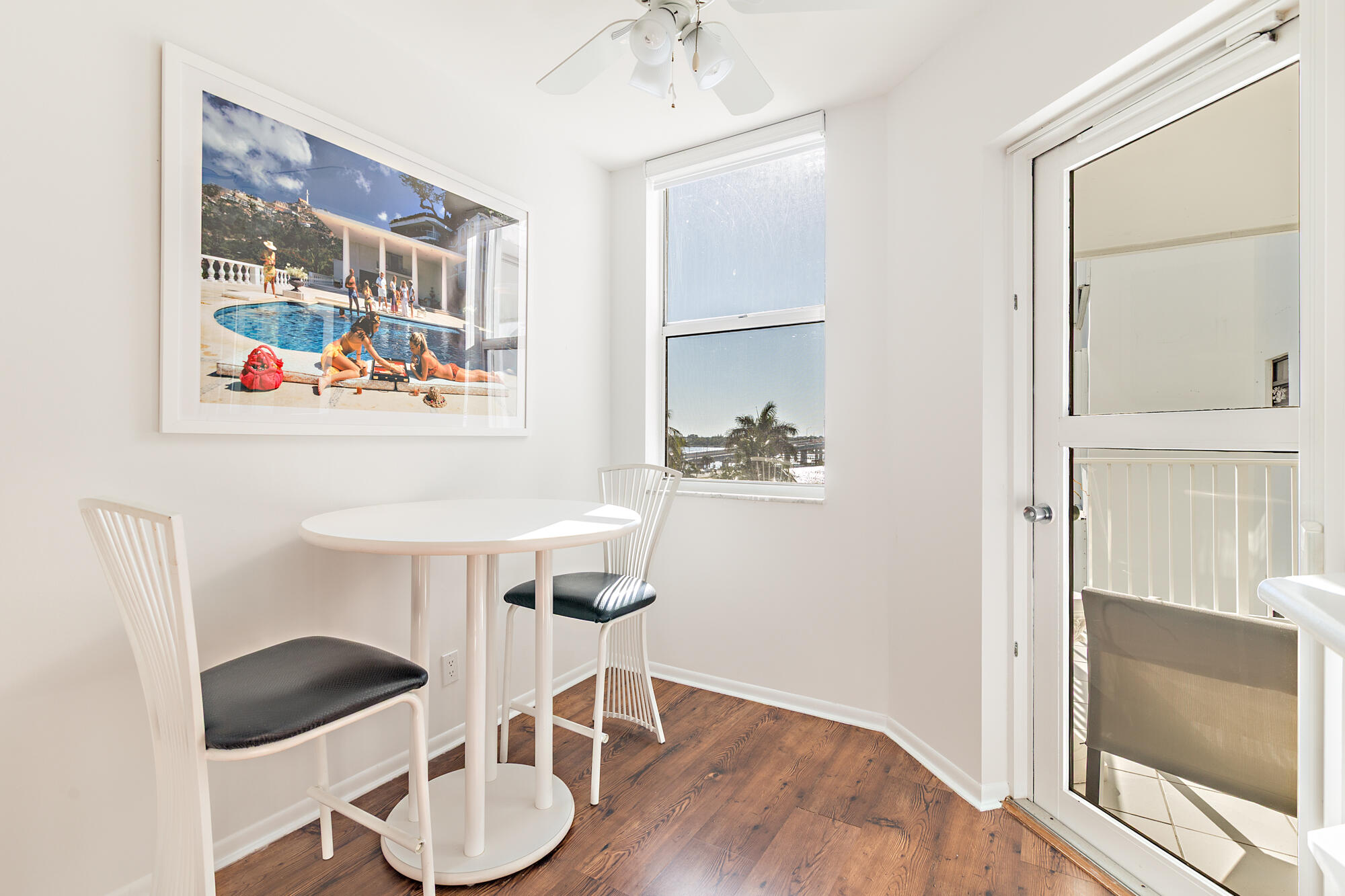 2860 South Ocean Boulevard, Unit 511 Palm Beach, FL 33480 - Photo 8 of 22 a view of kitchen and dining room