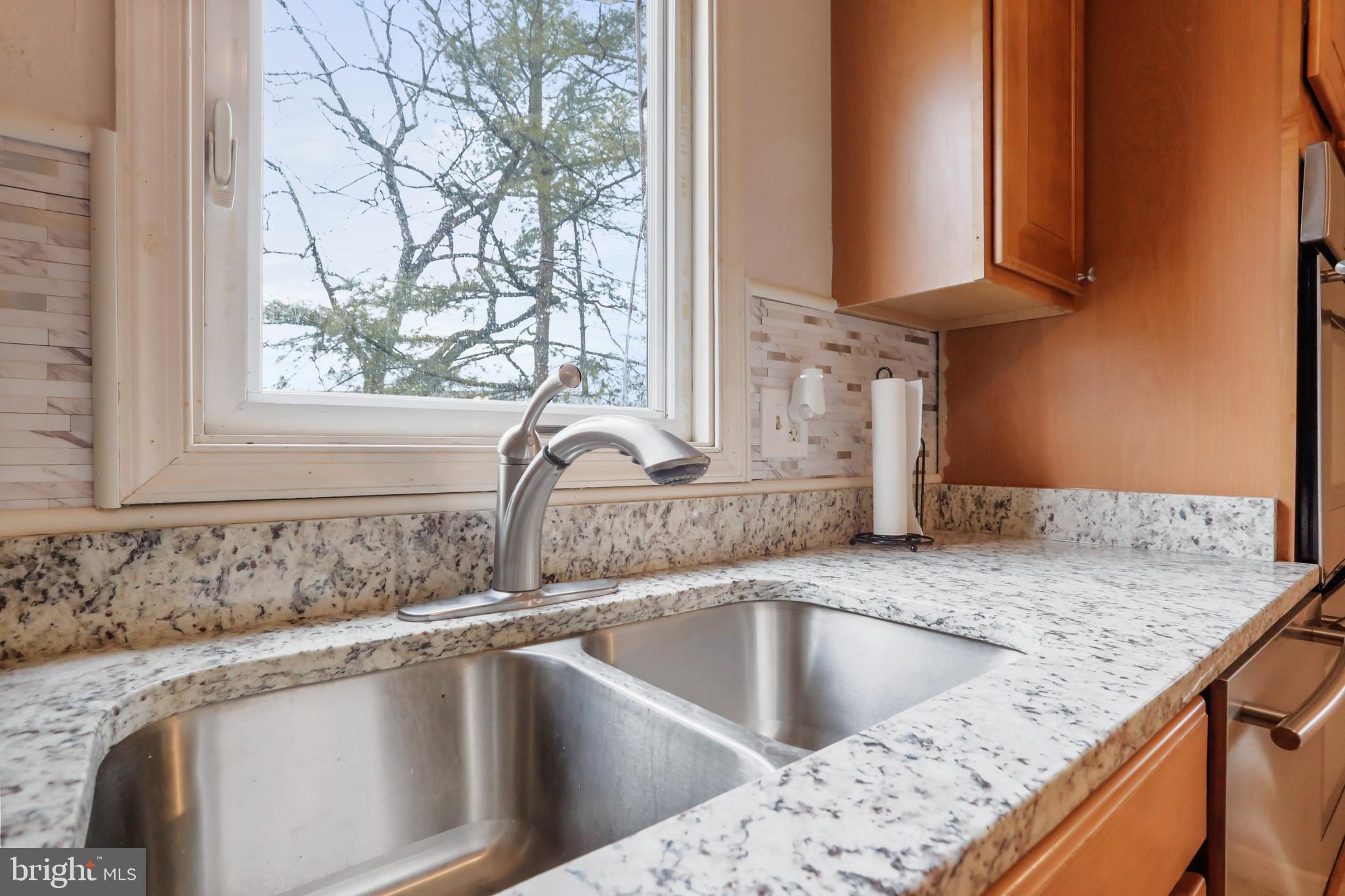 4807 West Feeser Road Taneytown, MD 21787 - Photo 13 of 31 Kitchen