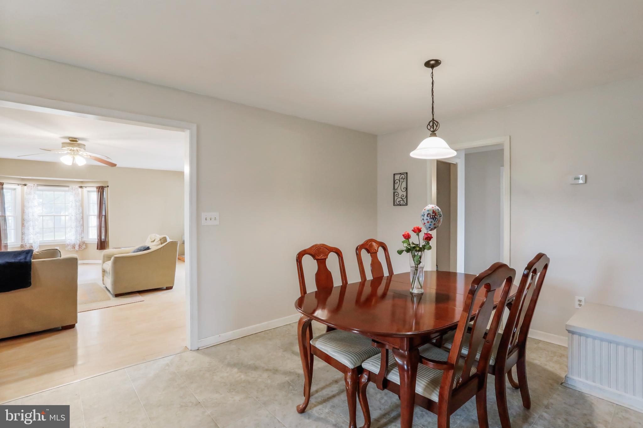 4807 West Feeser Road Taneytown, MD 21787 - Photo 8 of 31 Dining Room