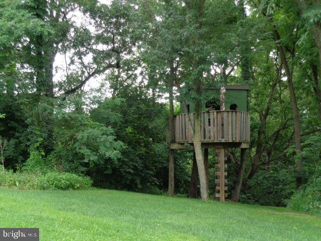177 Church Road Carlisle, PA 17015 - Photo 4 of 24 Gallery Image 4