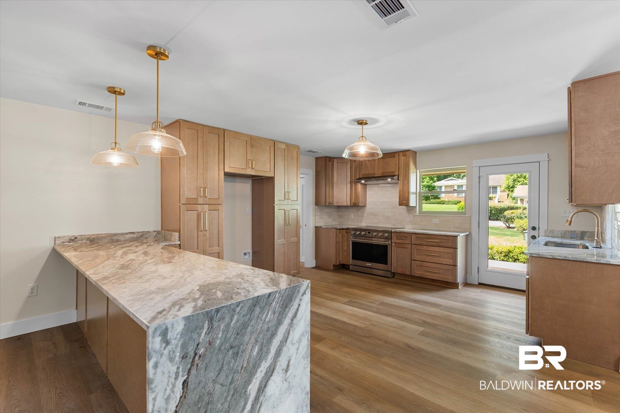 128 Dewitt Circle Daphne, AL 36526 - Photo 5 of 42 Waterfall Granite Countertop