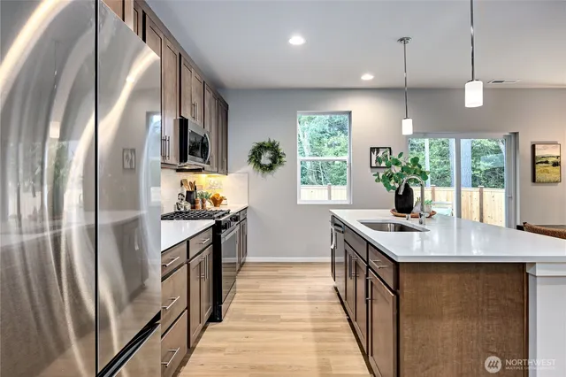 $574,950 | 168 Northeast Shadowhawk Lane, Bremerton, WA 98311