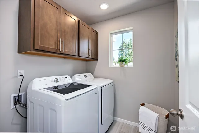 $574,950 | 168 Northeast Shadowhawk Lane, Bremerton, WA 98311