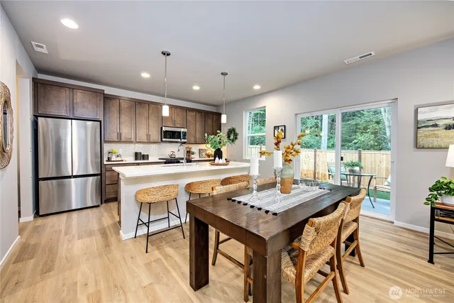 $574,950 | 168 Northeast Shadowhawk Lane, Bremerton, WA 98311