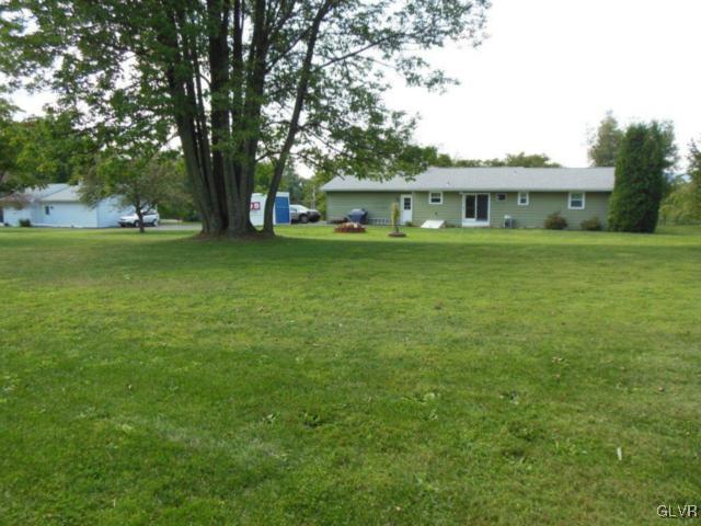 1142 Bangor Road Nazareth, PA 18064 - Photo 25 of 39