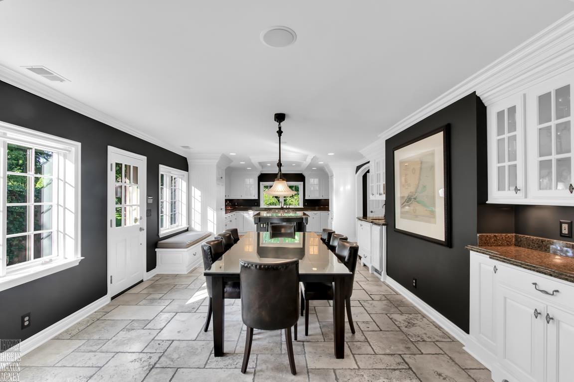 521 Middlesex Road Grosse Pointe, MI 48230 - Photo 6 of 48 50083920-5.JPG