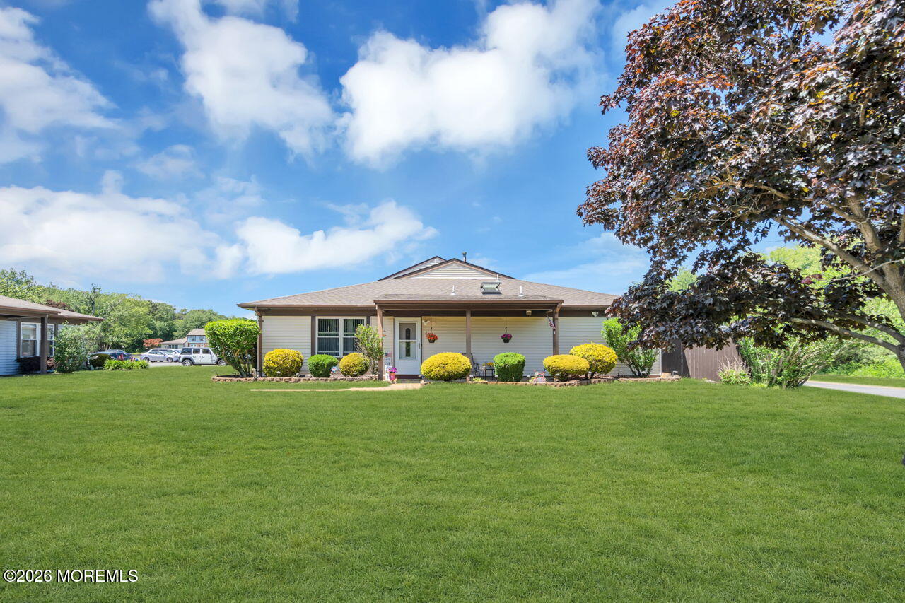 286 Greenwood Loop Road Brick, NJ 08724 - Photo 4 of 23 4-web-or-mls-DSC08303-1