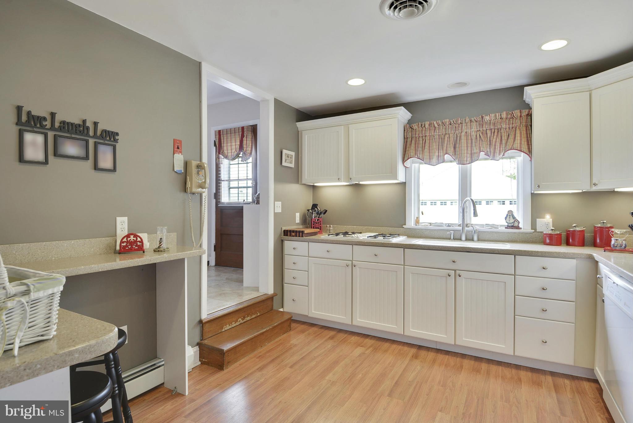 1428 Town Point Road Cambridge, MD 21613 - Photo 15 of 26 Kitchen