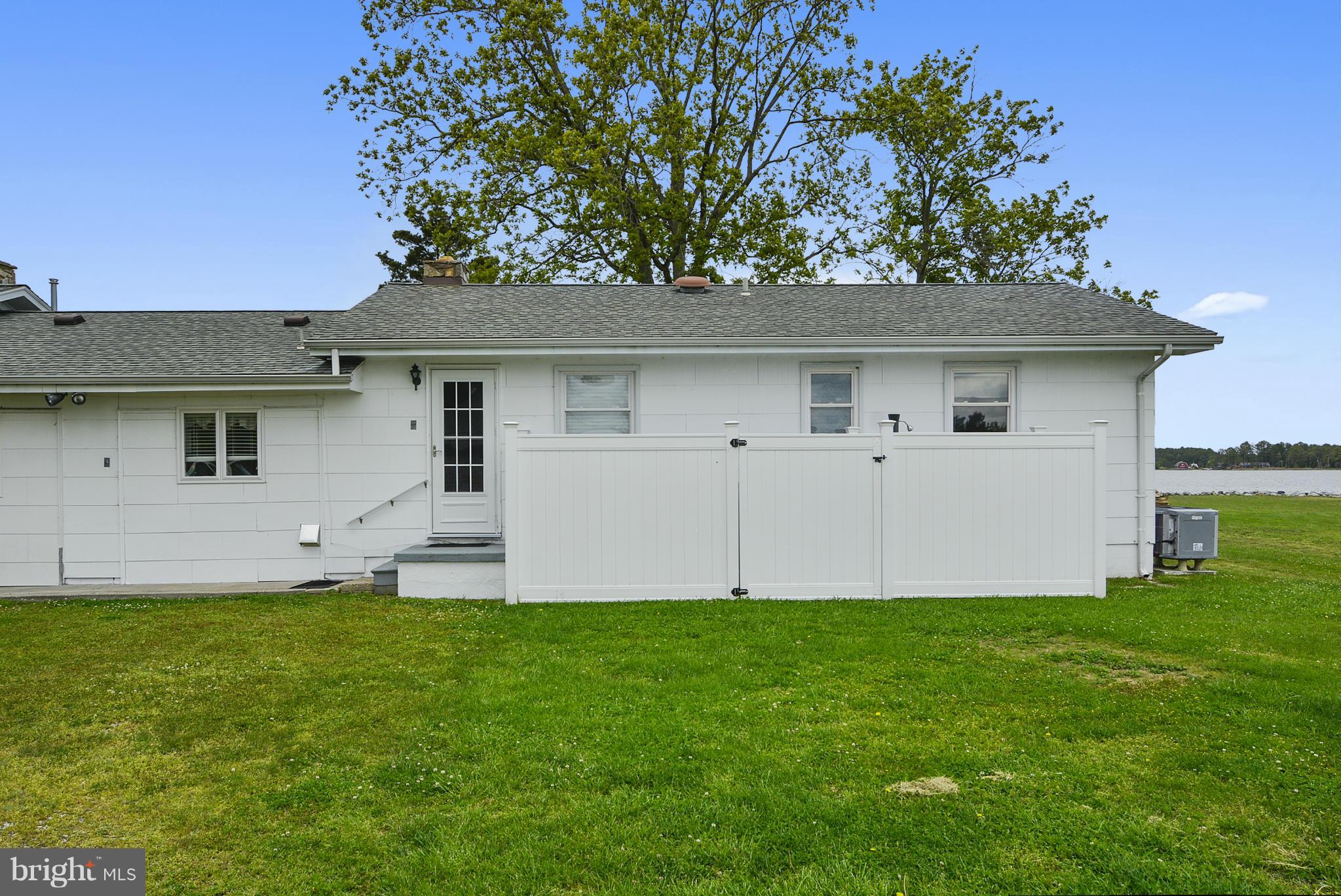 1428 Town Point Road Cambridge, MD 21613 - Photo 7 of 26 Exterior (Front)
