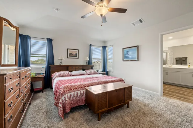 $374,900 | 130 Greenspire Lane, Hutto, TX 78634