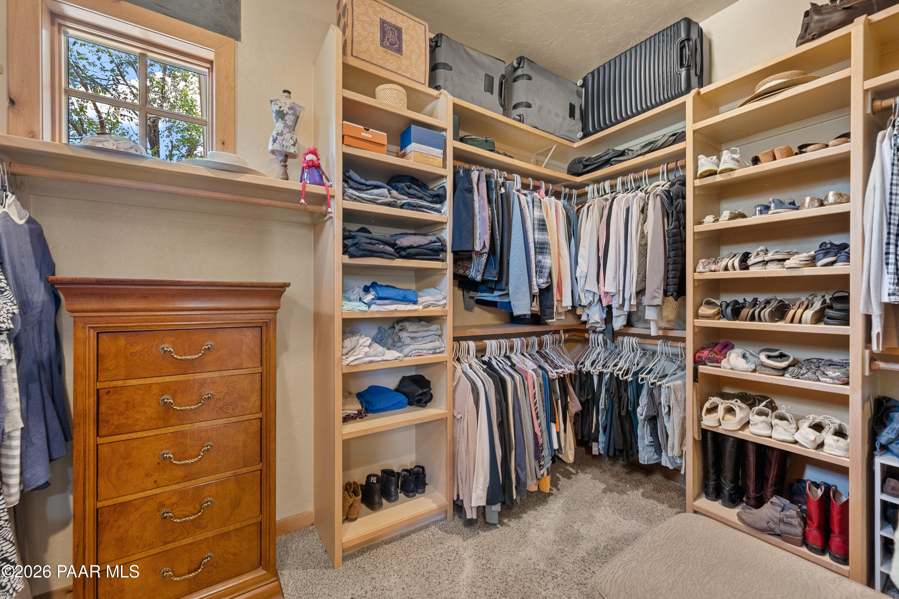 9880 Clear Fork Road Prescott, AZ 86305 - Photo 35 of 110 36-Downstairs Primary Closet