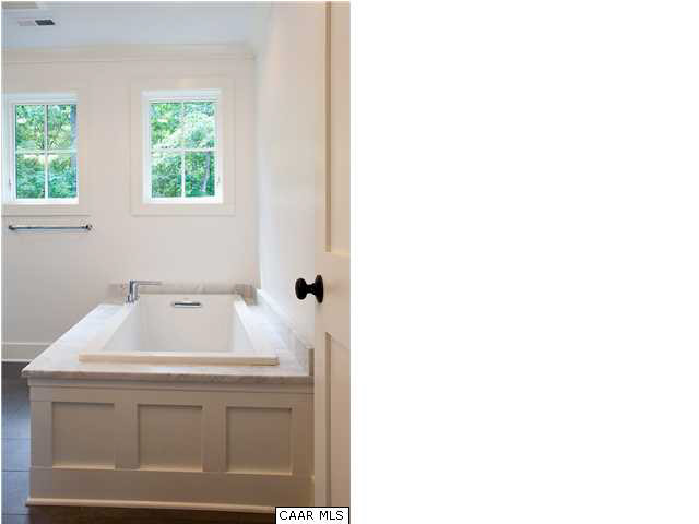 1601 Far Hills Road Charlottesville, VA 22901 - Photo 31 of 47 Gallery Image 31
