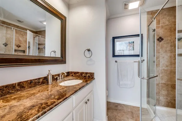 a view of a walk in closet