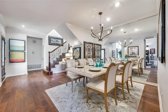 a view of a livingroom and dining room