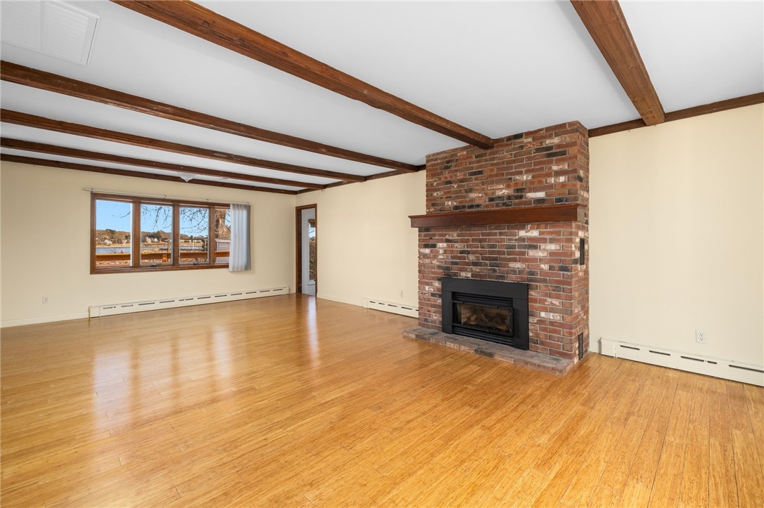 47 Point Road Portsmouth, RI 02871 - Photo 11 of 23 Gallery Image 11