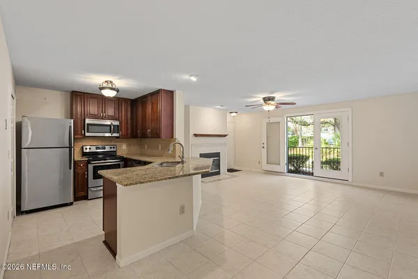 $259,000 | 13715 Richmond Park Drive North, Unit 304, Jacksonville, FL 32224