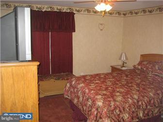 1930 Edwards Road Folcroft, PA 19032 - Photo 4 of 7