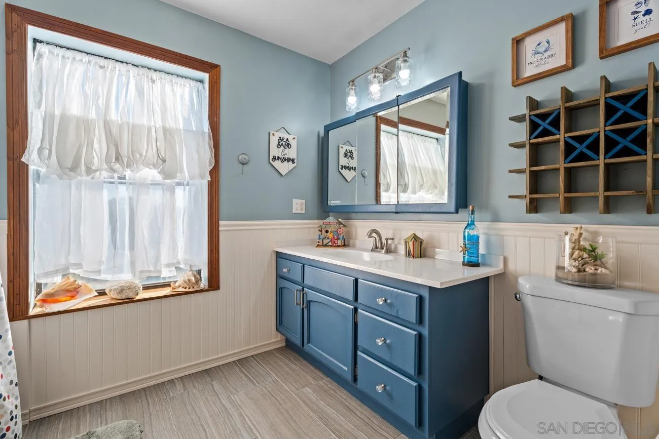 1214 Cook Street Ramona, CA 92065 - Photo 26 of 72 Upstairs bathroom.