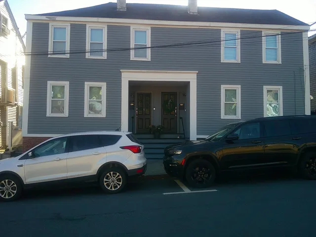 $3,000 | 7 Summer Street, Unit 7, Newburyport, MA 01950