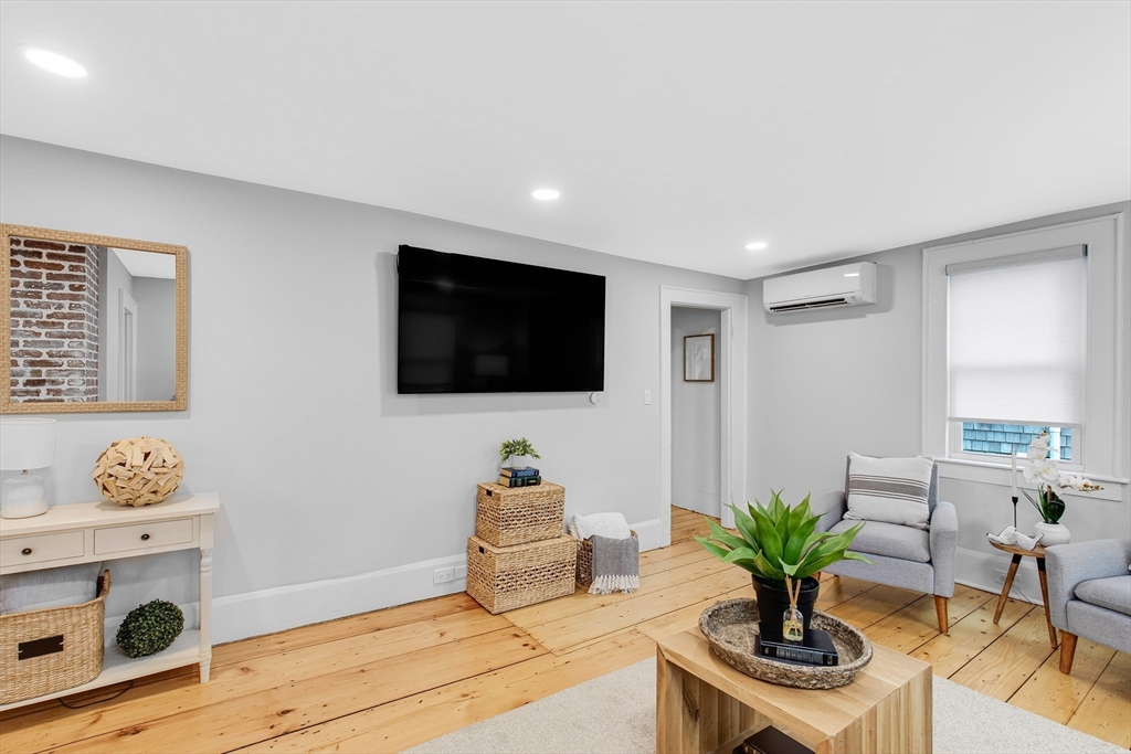 7 Summer Street, Unit 7 Newburyport, MA 01950 - Photo 13 of 22