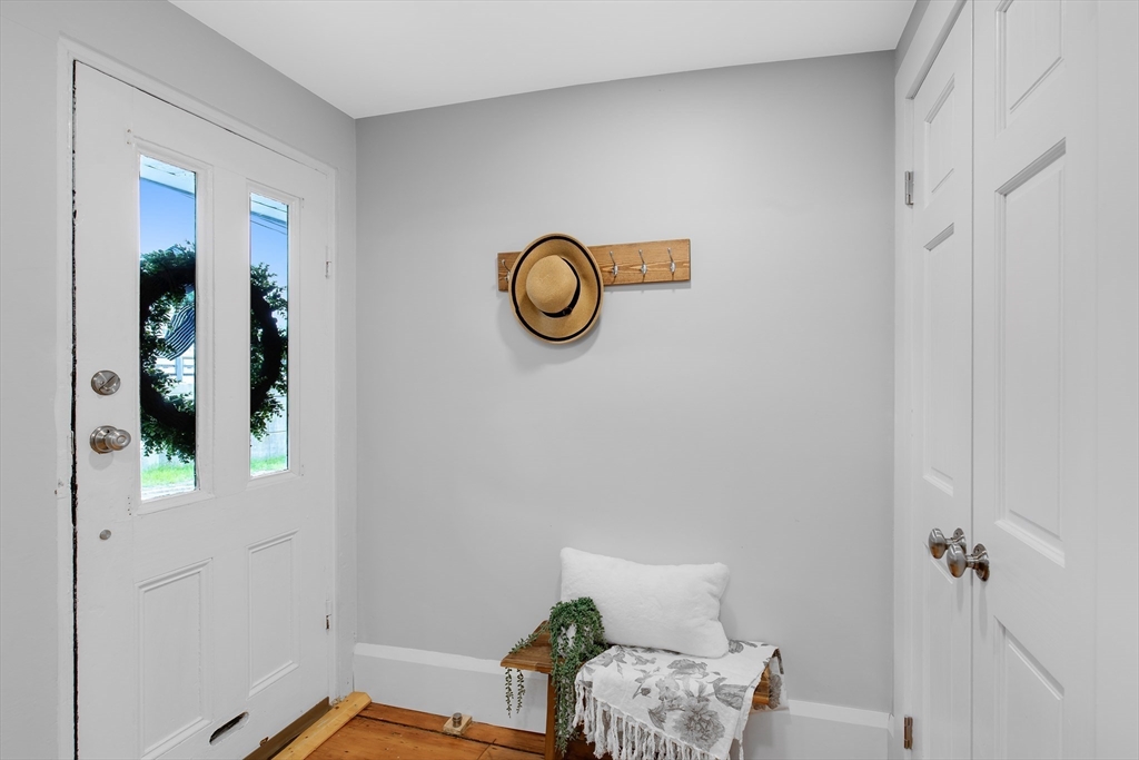 7 Summer Street, Unit 7 Newburyport, MA 01950 - Photo 2 of 22