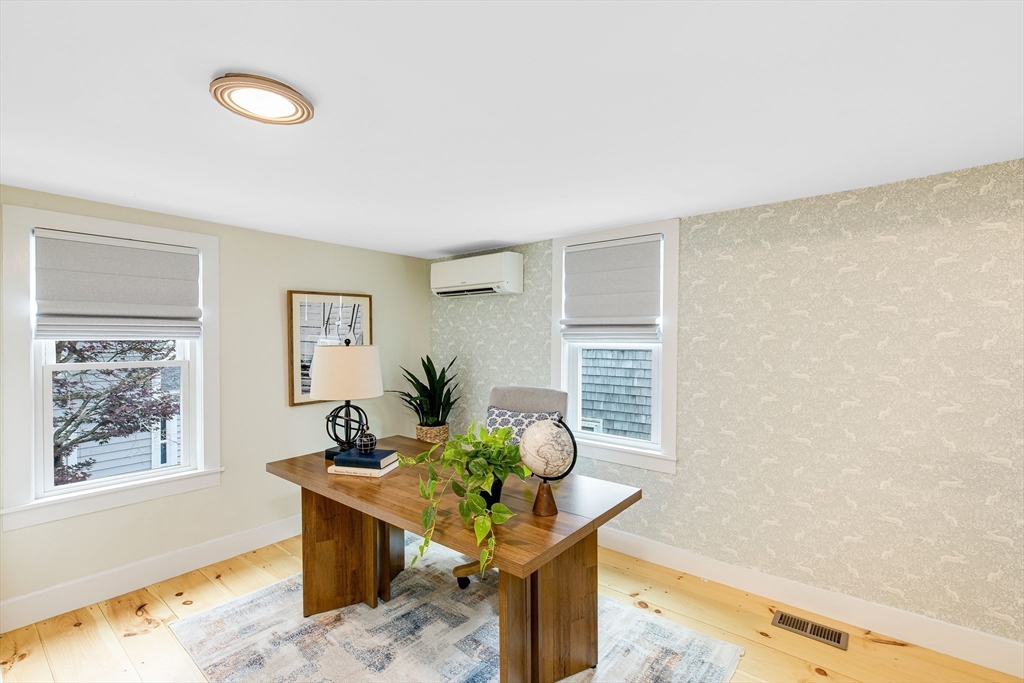 7 Summer Street, Unit 7 Newburyport, MA 01950 - Photo 10 of 22