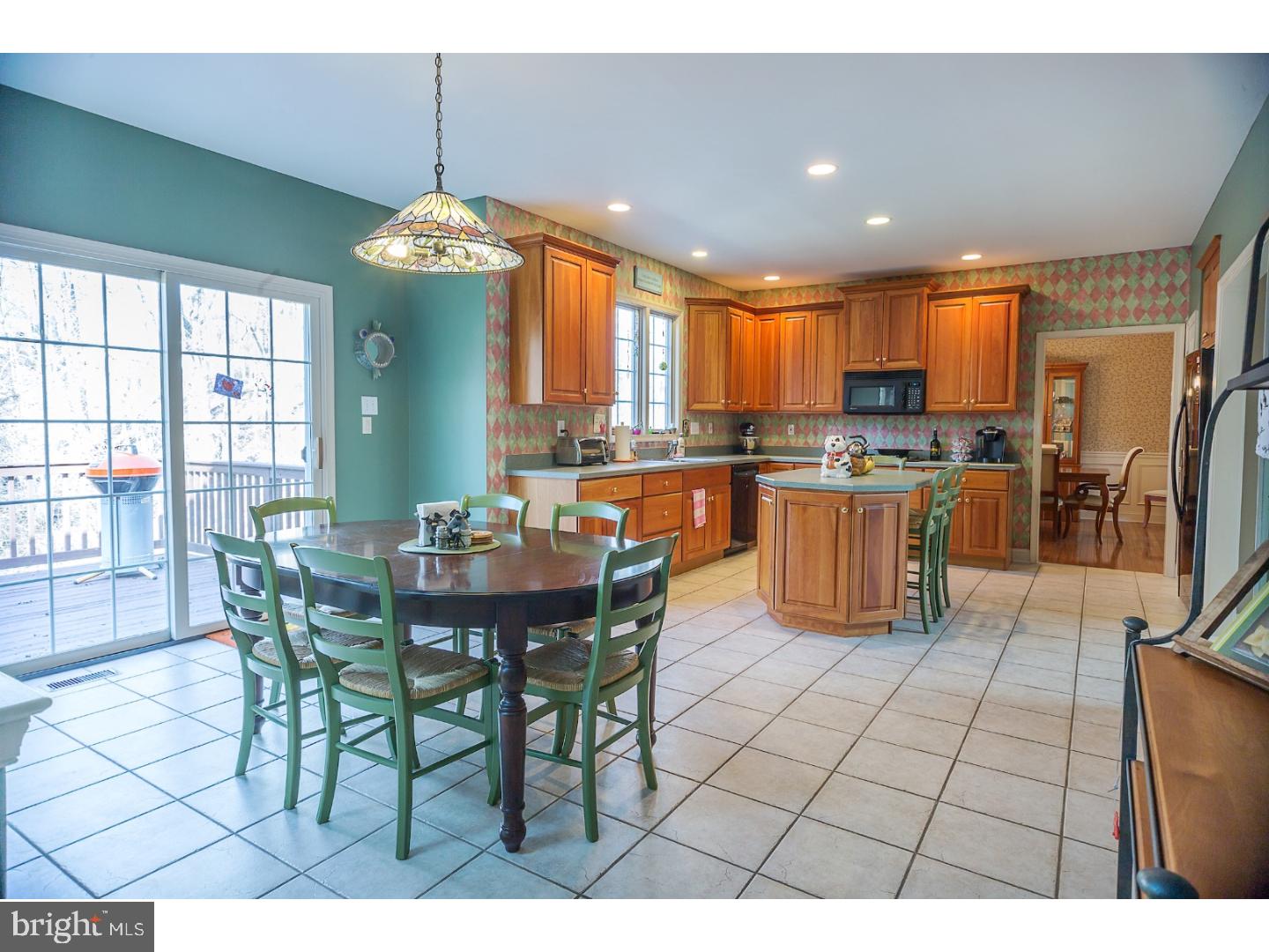 735 Hemlock Road Media, PA 19063 - Photo 7 of 25 Kitchen