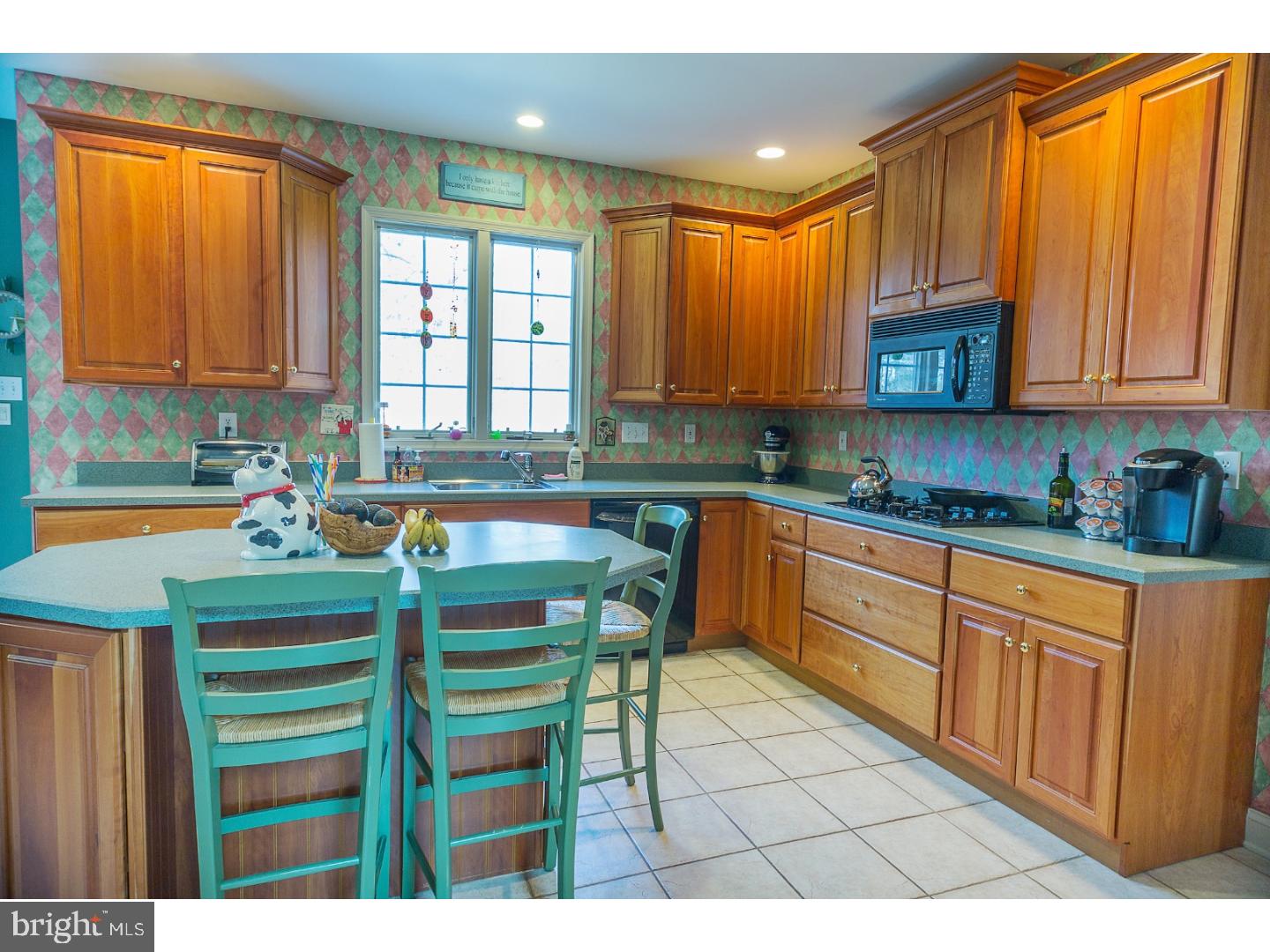 735 Hemlock Road Media, PA 19063 - Photo 8 of 25 Kitchen