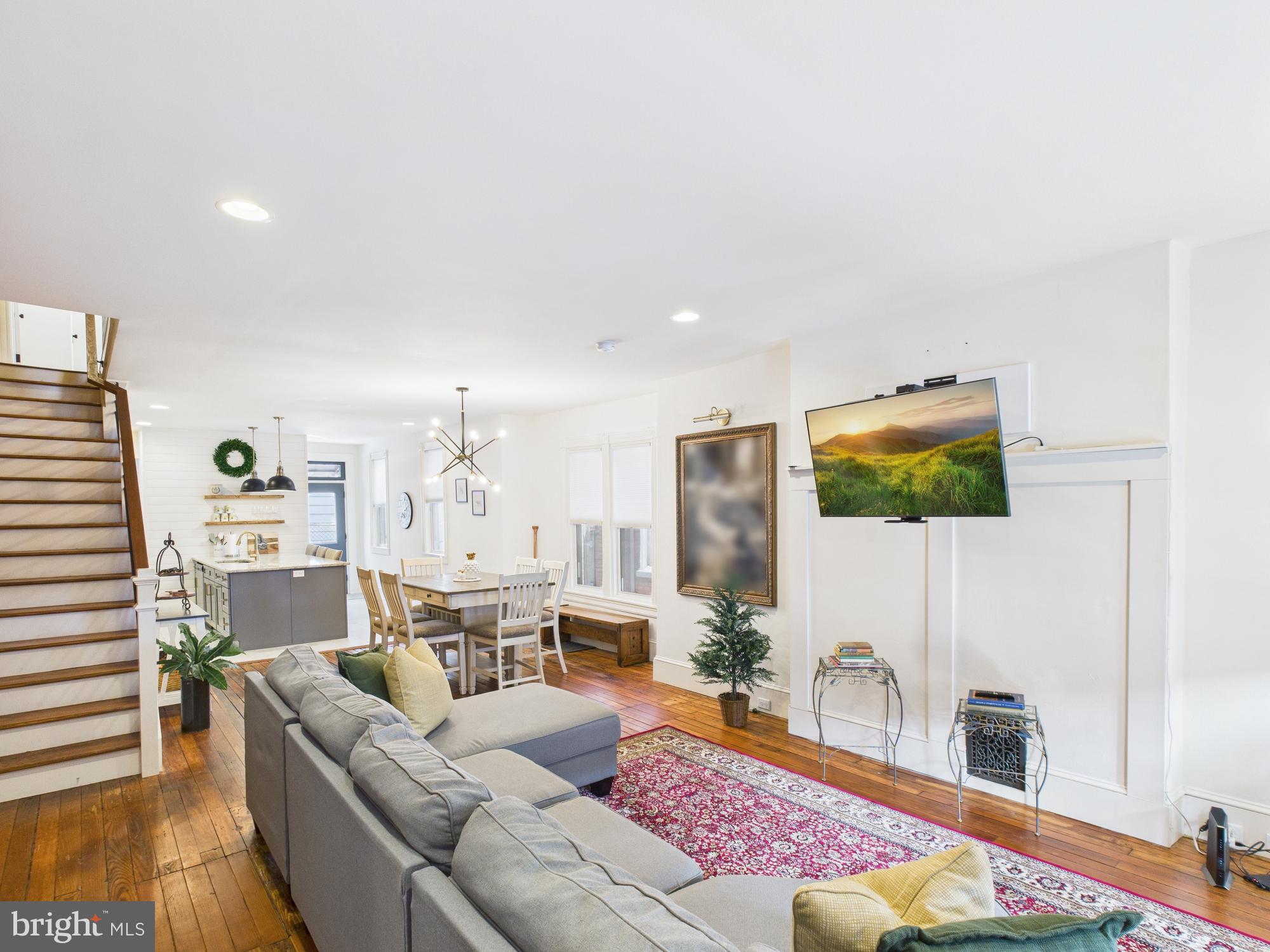305 West Lemon Street Lancaster, PA 17603 - Photo 5 of 31 Living Room with Hardwood Floors
