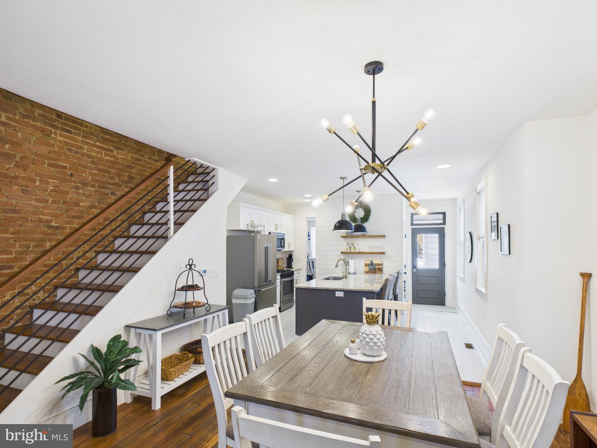 305 West Lemon Street Lancaster, PA 17603 - Photo 8 of 31 Dining Room