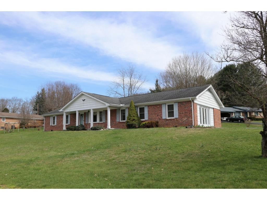 125 Spring Valley Road Bristol, VA 24201 - Photo 1 of 35 Photo 1