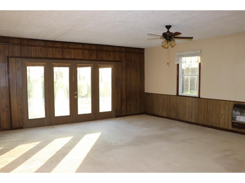 125 Spring Valley Road Bristol, VA 24201 - Photo 13 of 35 Photo 13