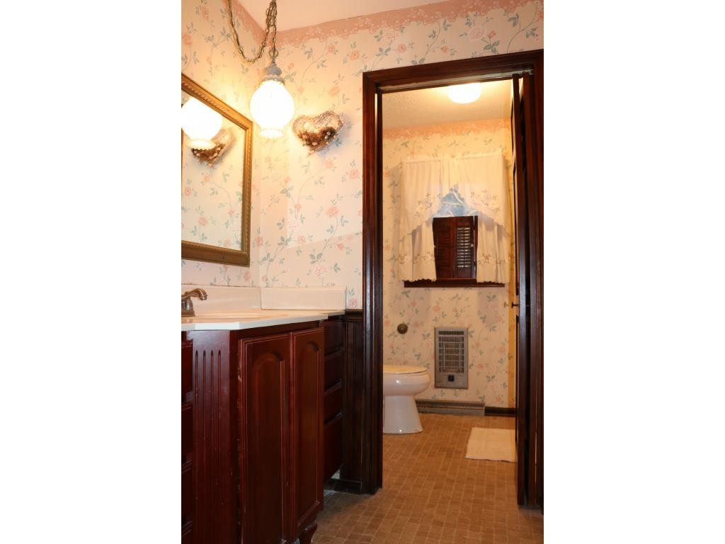125 Spring Valley Road Bristol, VA 24201 - Photo 21 of 35 Photo 22