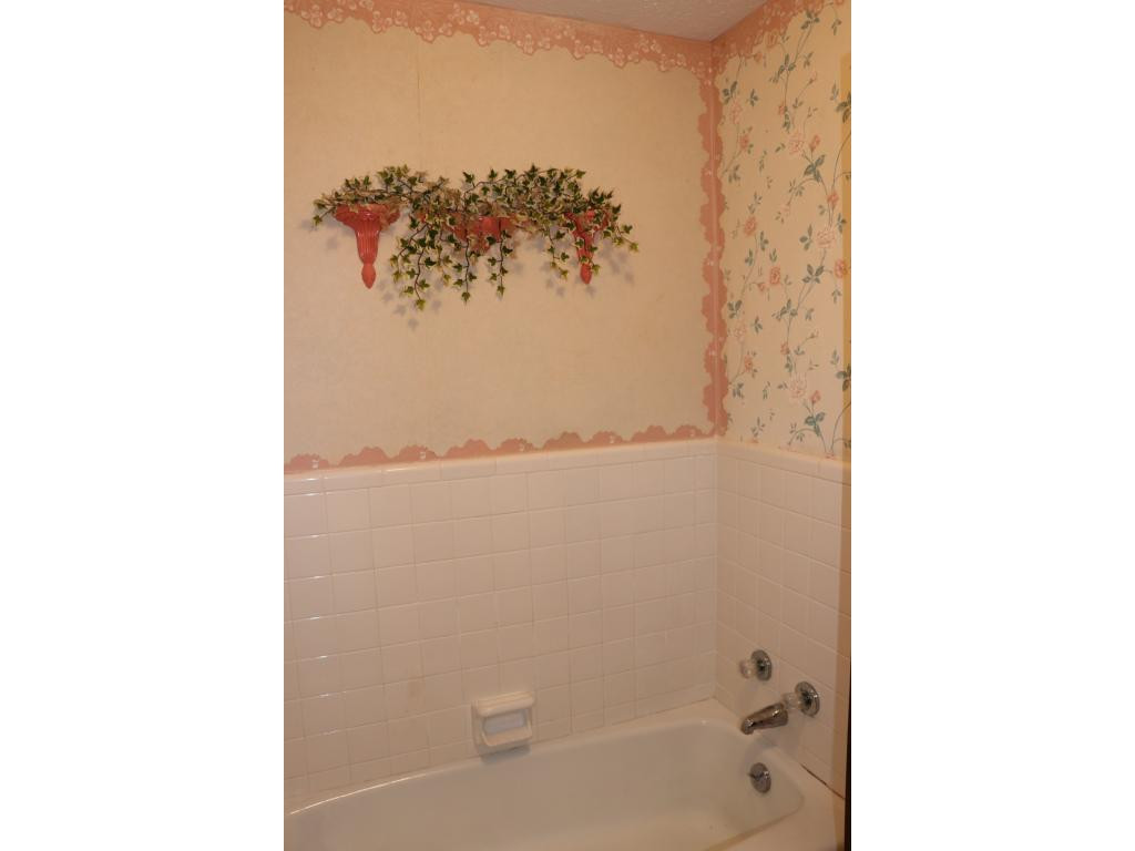 125 Spring Valley Road Bristol, VA 24201 - Photo 22 of 35 Photo 23