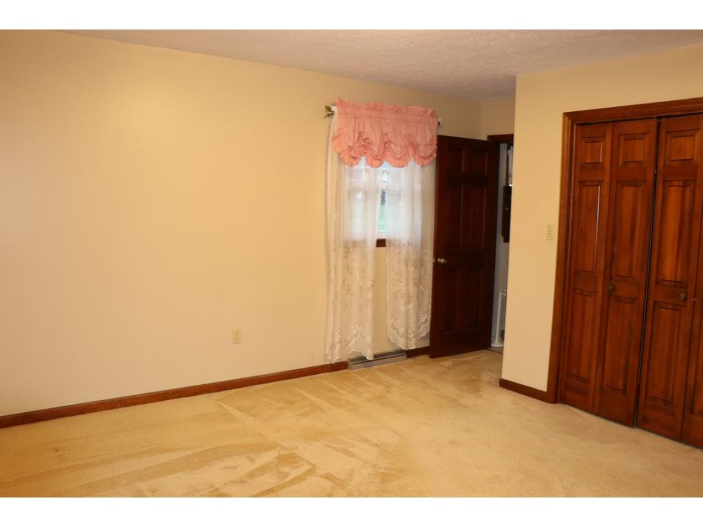 125 Spring Valley Road Bristol, VA 24201 - Photo 28 of 35 Photo 29