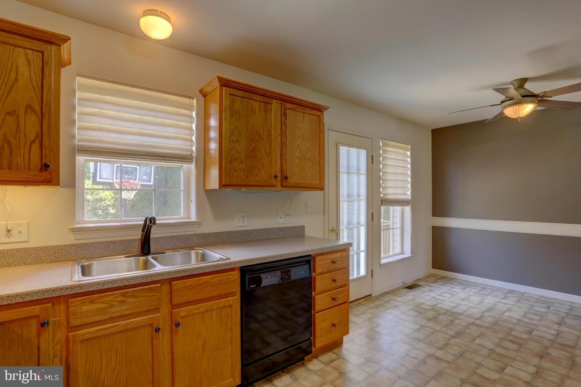 2962 Aster Lane Lititz, PA 17543 - Photo 13 of 32 Gallery Image 13
