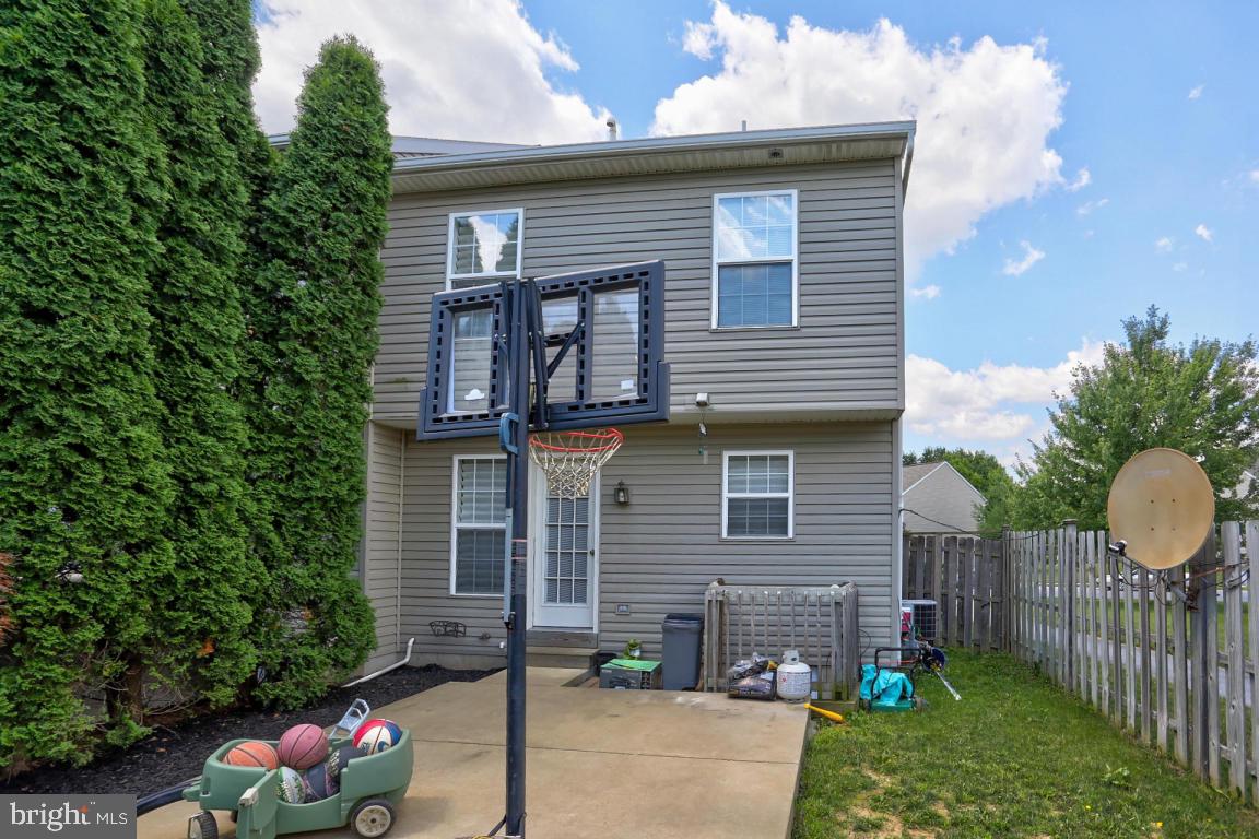 2962 Aster Lane Lititz, PA 17543 - Photo 28 of 32 Gallery Image 28