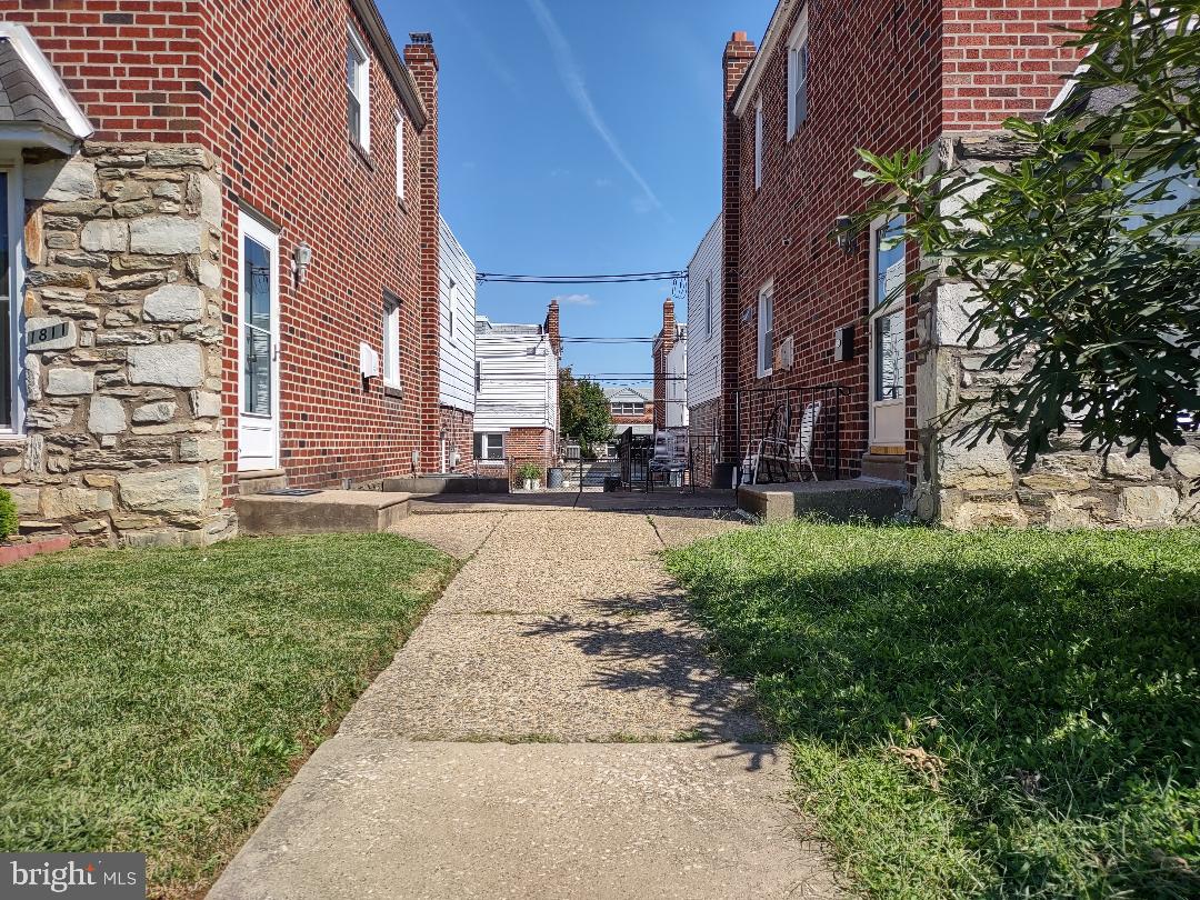 1811 Arnold Street Philadelphia, PA 19152 - Photo 2 of 27