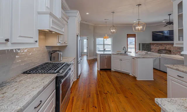 $399,000 | 309 Royal Pond Circle, Flowood, MS 39232