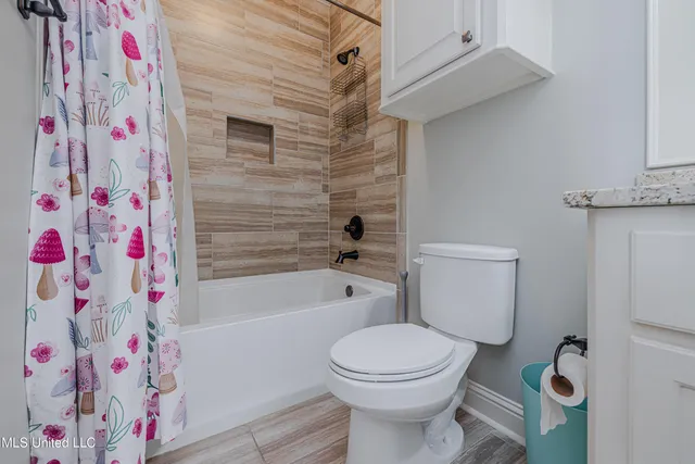 $399,000 | 309 Royal Pond Circle, Flowood, MS 39232