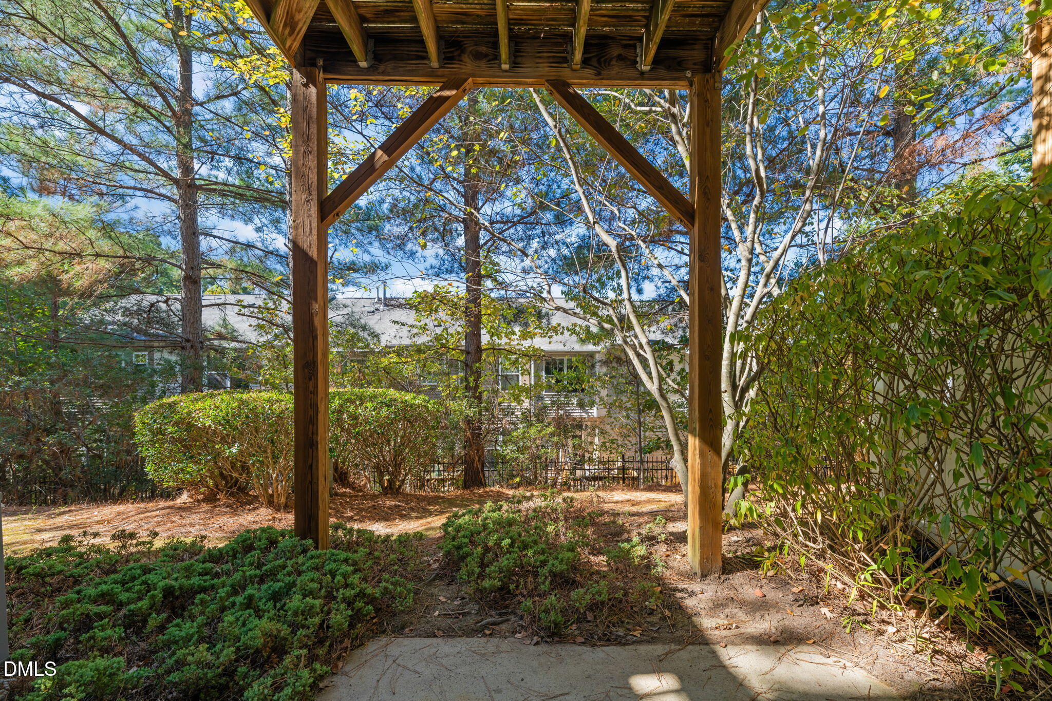 8005 Sycamore Hill Lane Raleigh, NC 27612 - Photo 10 of 31