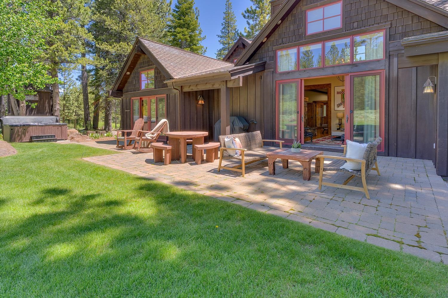 12420 Springbrook Place Truckee, CA 96161 - Photo 1 of 28