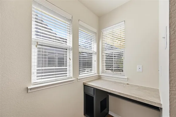 $2,000 | 113 Creekview Drive, Anna, TX 75409