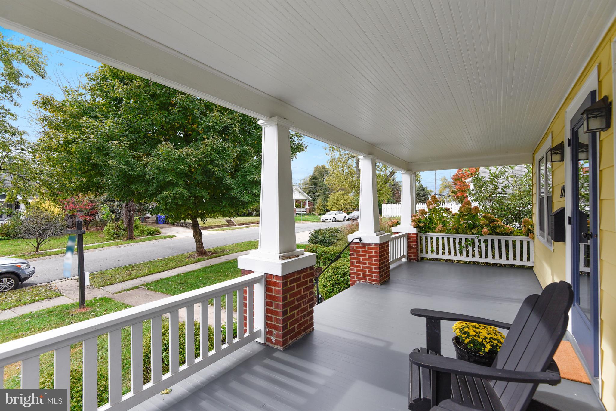 1919 Glen Ross Road Silver Spring, MD 20910 - Photo 4 of 39 a view of balcony with furniture